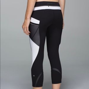 Lululemon Run Inspire Crop II
